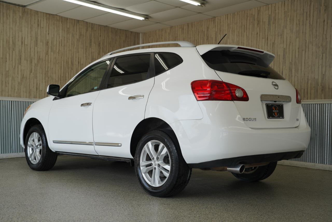 Nissan Rogue FWD 4dr SV 2013
