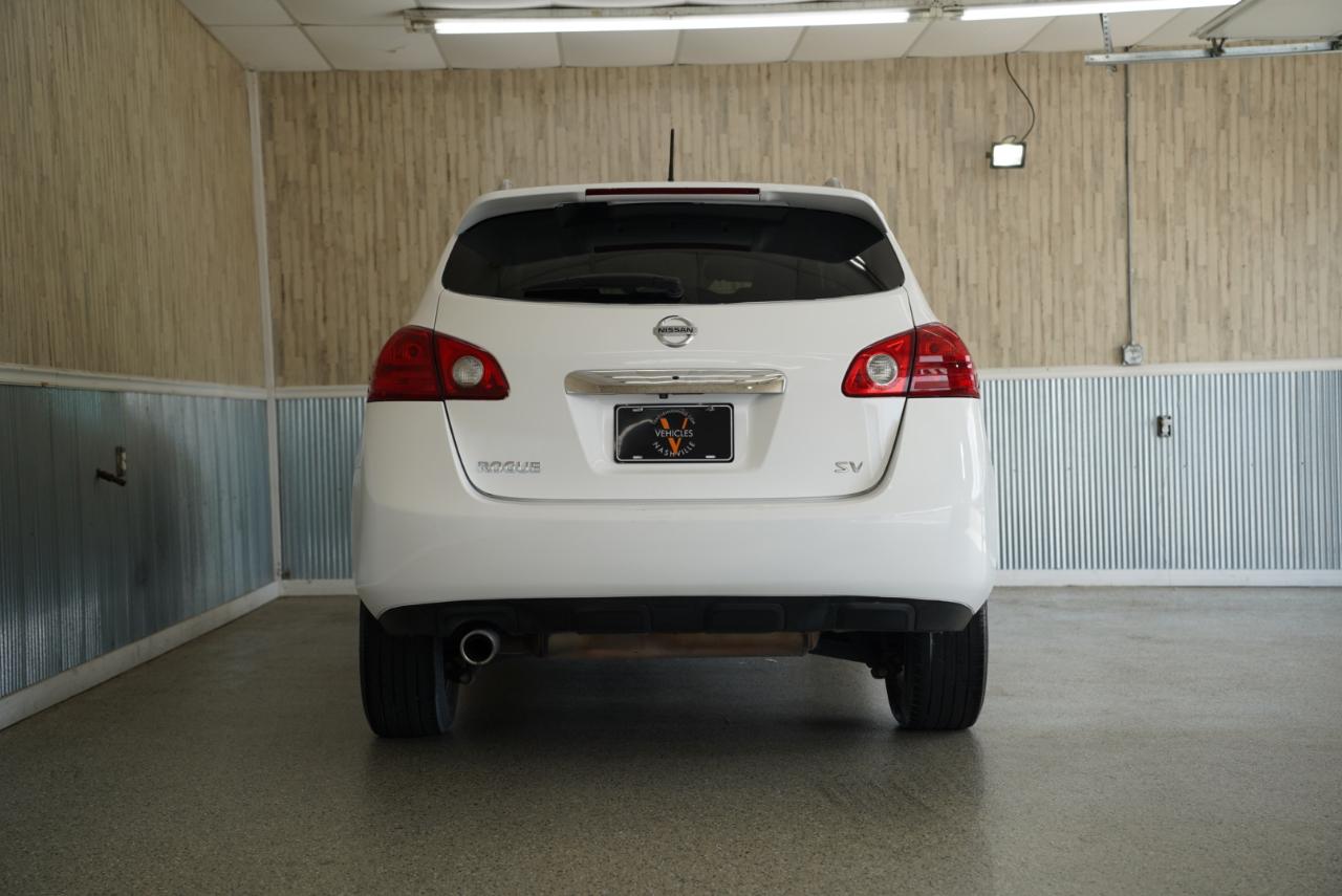 Nissan Rogue FWD 4dr SV 2013