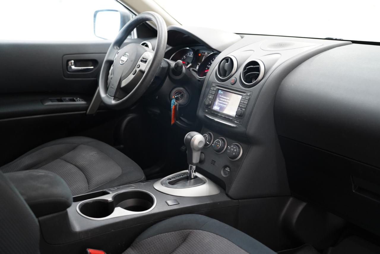 Nissan Rogue FWD 4dr SV 2013
