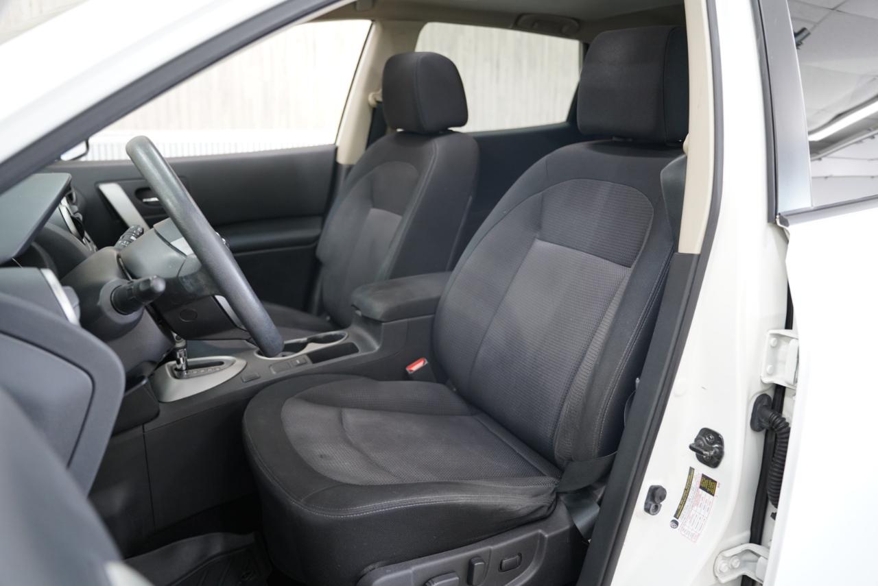Nissan Rogue FWD 4dr SV 2013