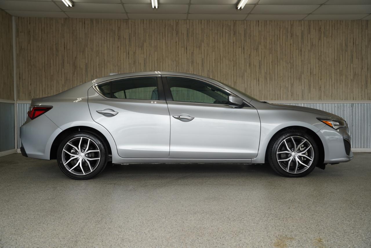 Acura ILX Sedan w/Premium Pkg 2020