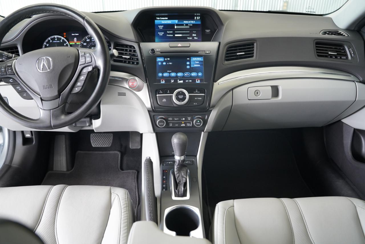 Acura ILX Sedan w/Premium Pkg 2020