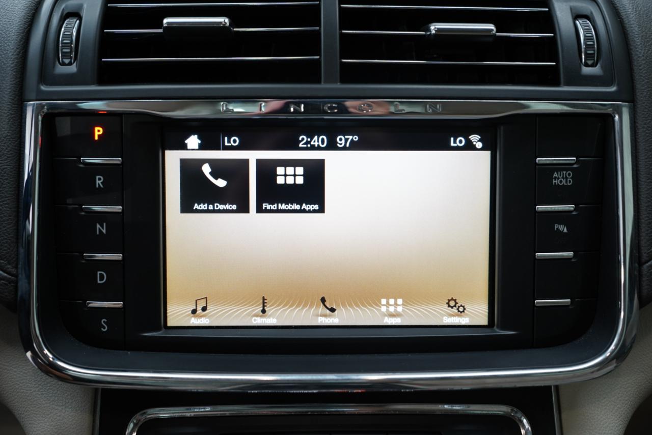 Lincoln Continental Select FWD 2018