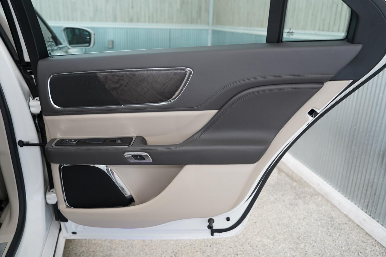 Lincoln Continental Select FWD 2018