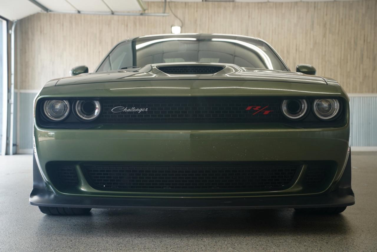 Dodge Challenger R/T Scat Pack Widebody RWD 2021