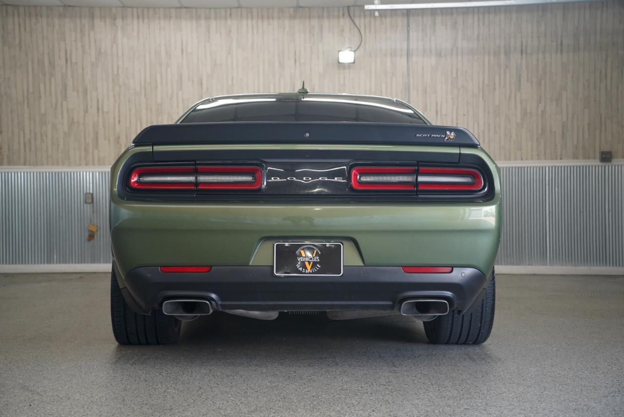 Dodge Challenger R/T Scat Pack Widebody RWD 2021