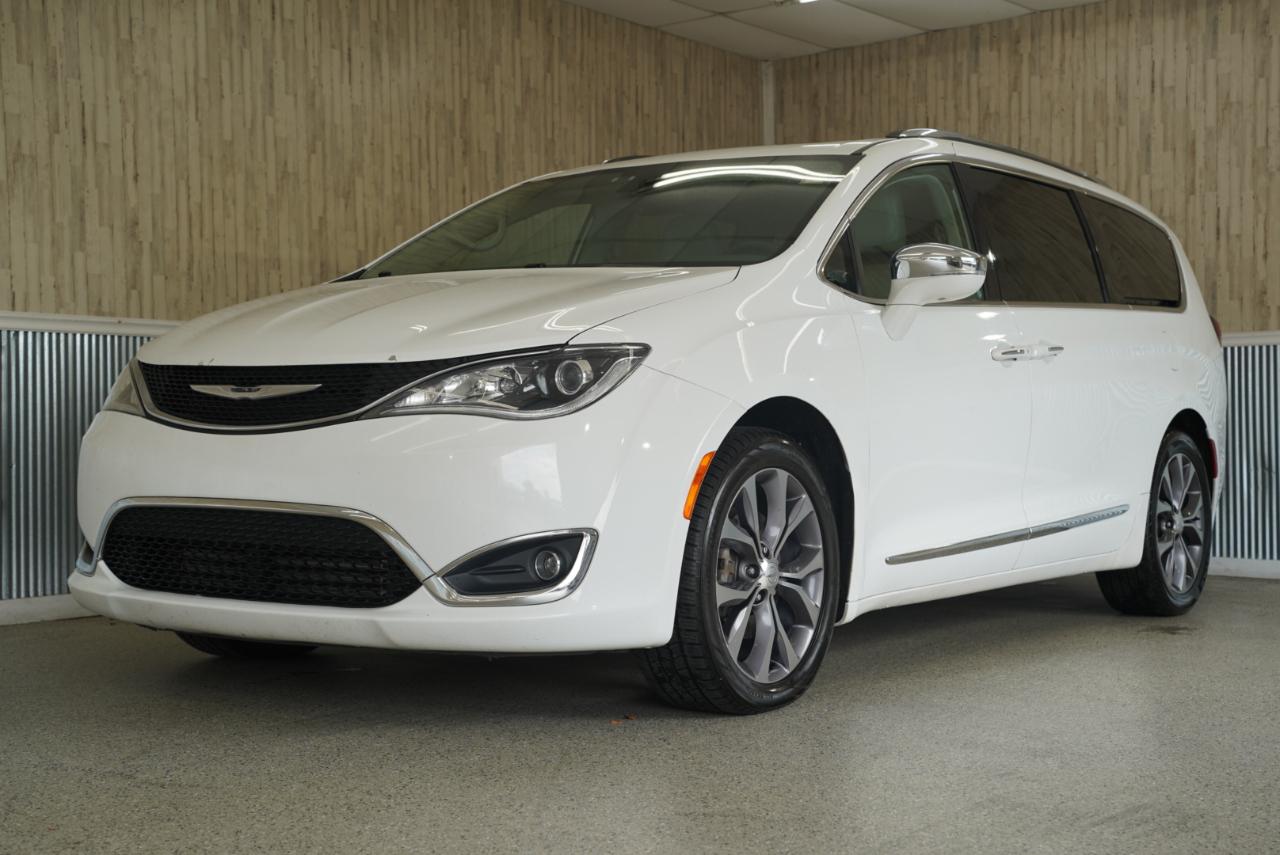 Chrysler Pacifica Limited FWD 2017