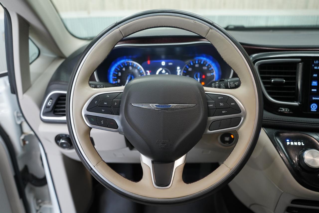 Chrysler Pacifica Limited FWD 2017