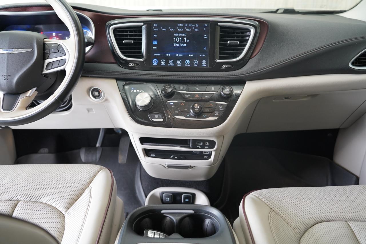 Chrysler Pacifica Limited FWD 2017