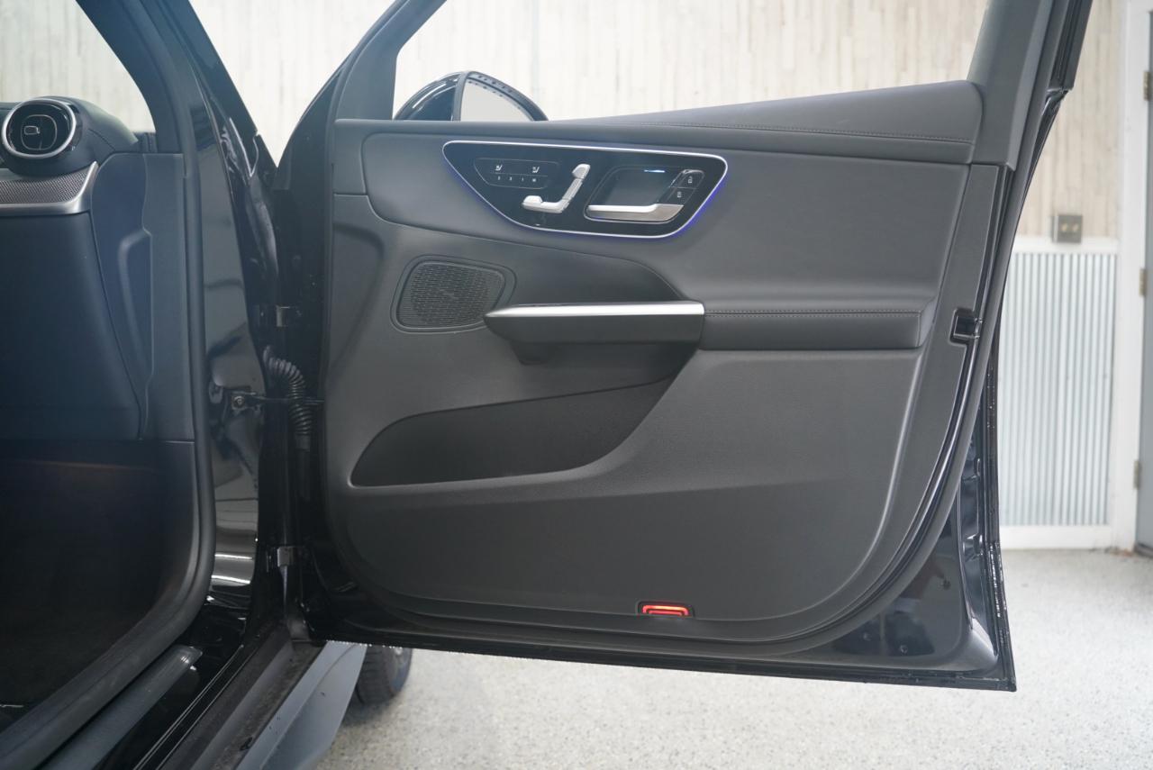 Mercedes-Benz GLC GLC 300 SUV 2025