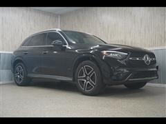 2025 Mercedes-Benz GLC 