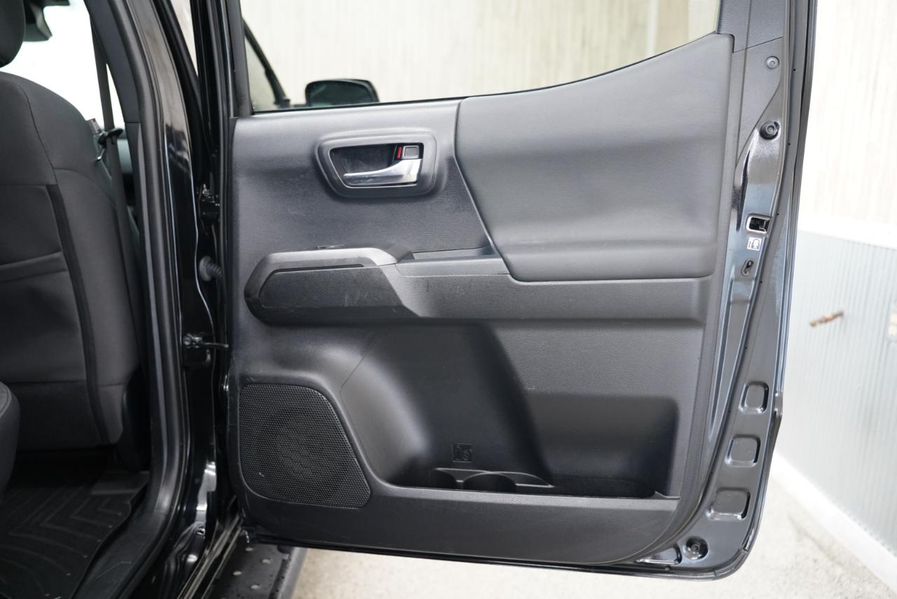 Toyota Tacoma  2018