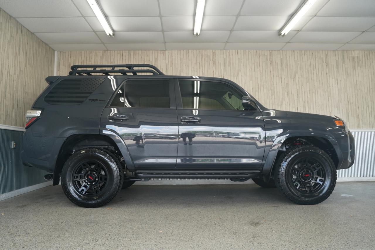 Toyota 4Runner TRD PRO 4WD 2024