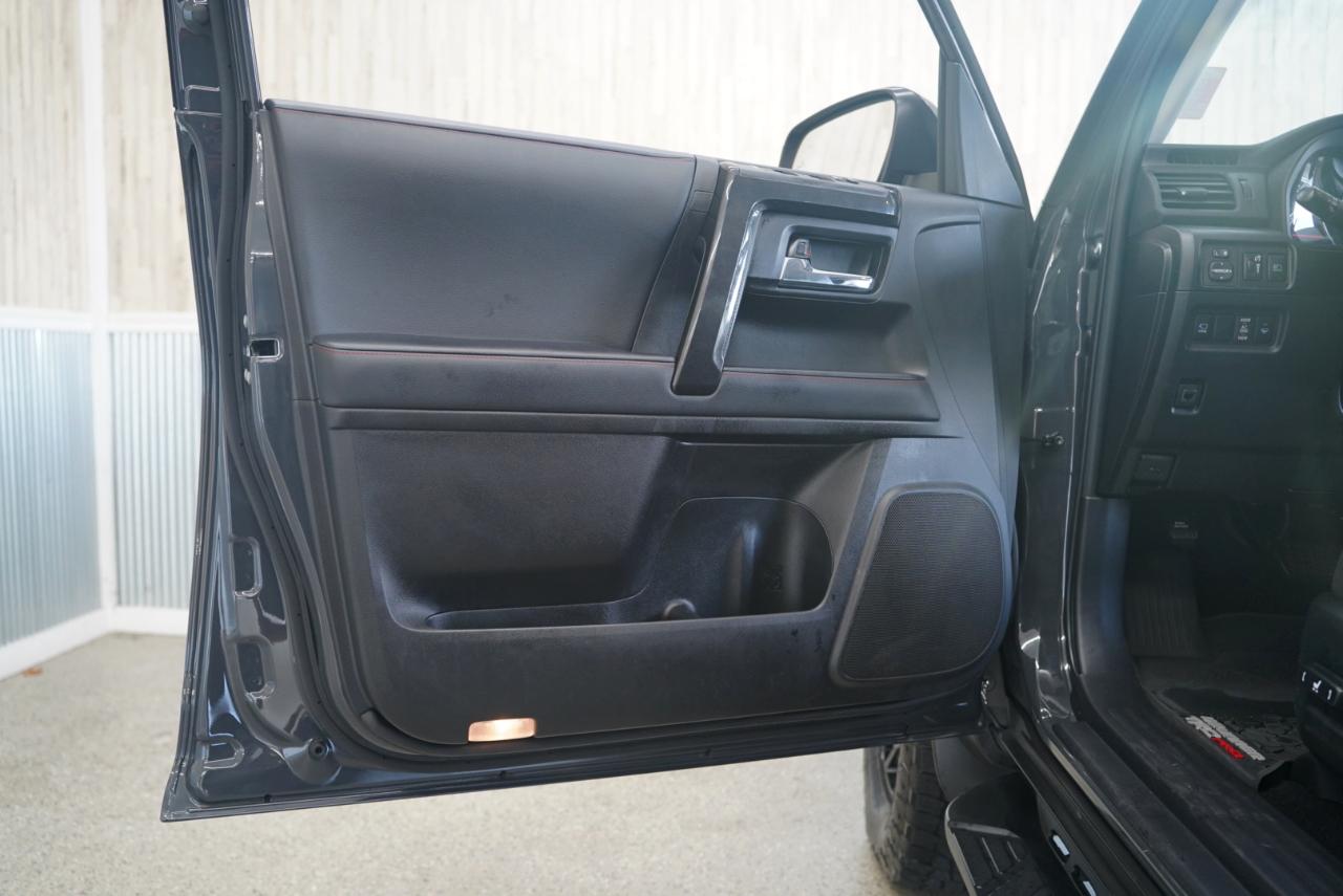 Toyota 4Runner TRD PRO 4WD 2024