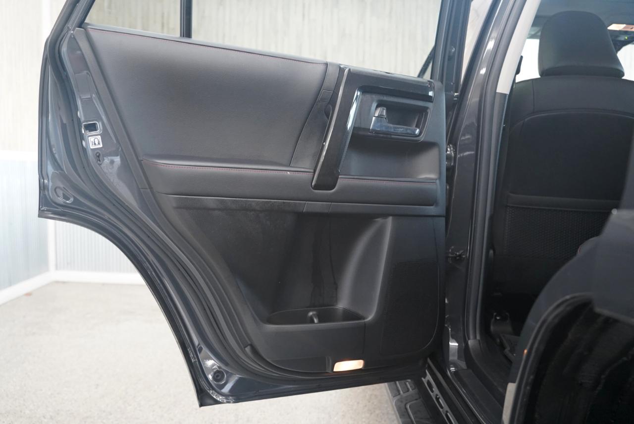 Toyota 4Runner TRD PRO 4WD 2024