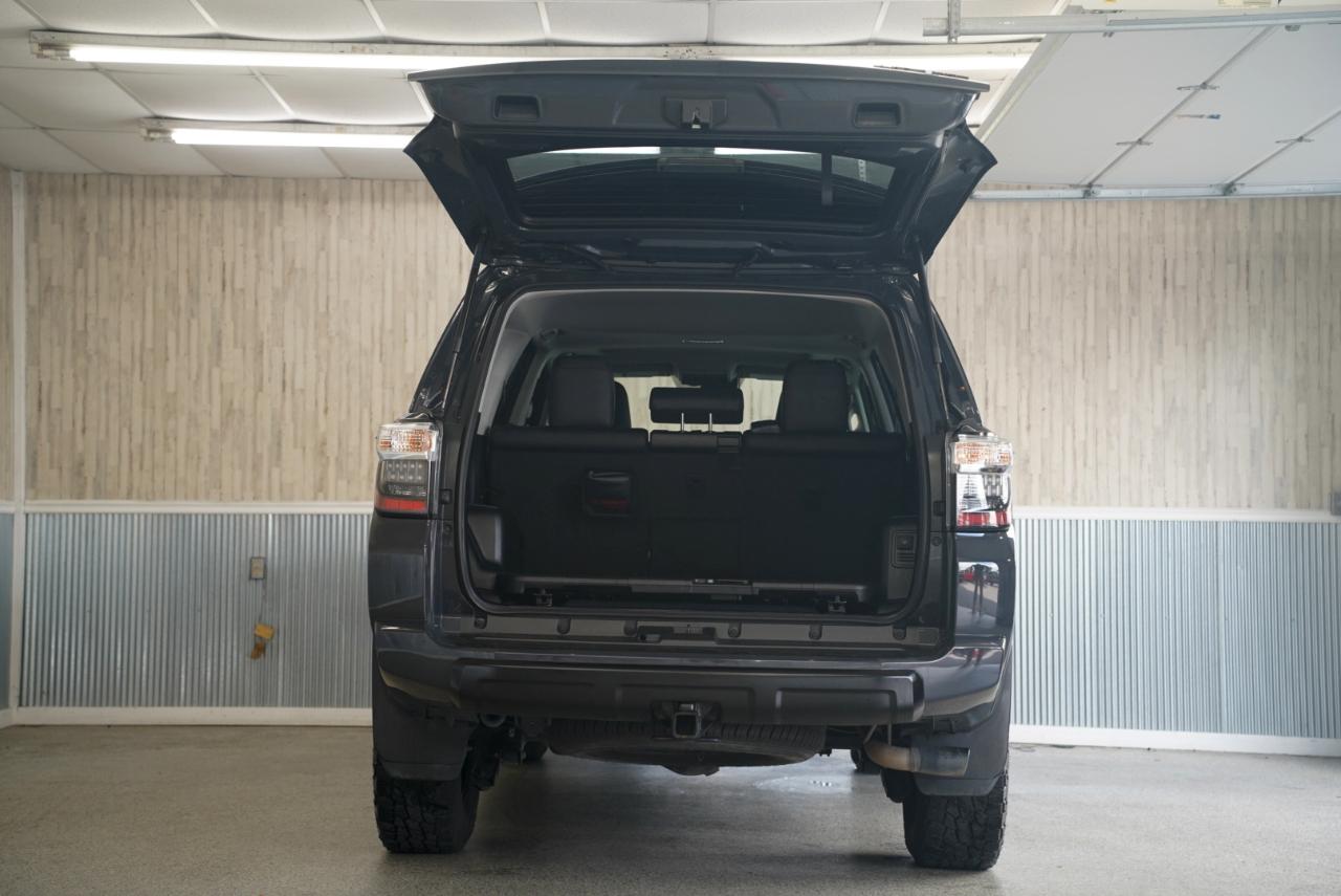 Toyota 4Runner TRD PRO 4WD 2024