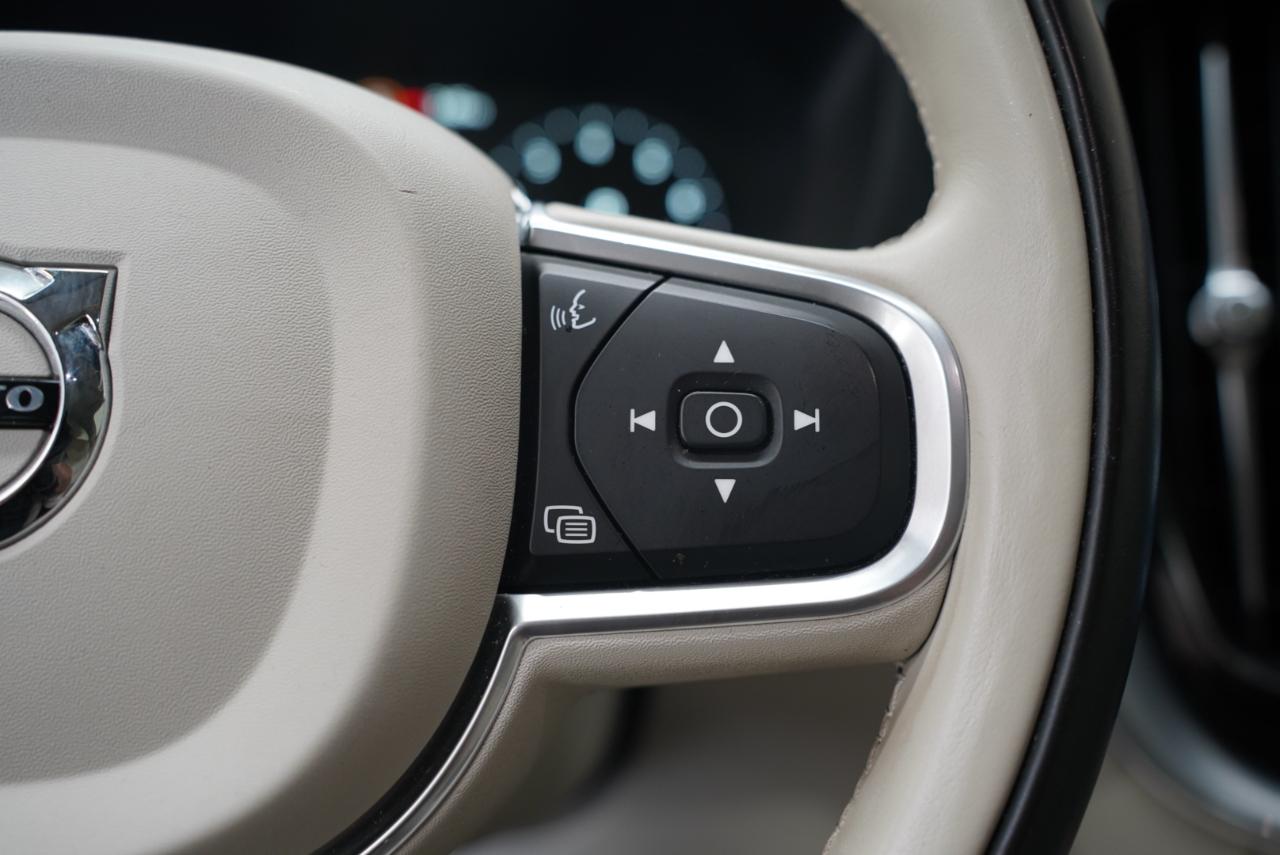 Volvo XC60 T6 AWD Momentum 2018