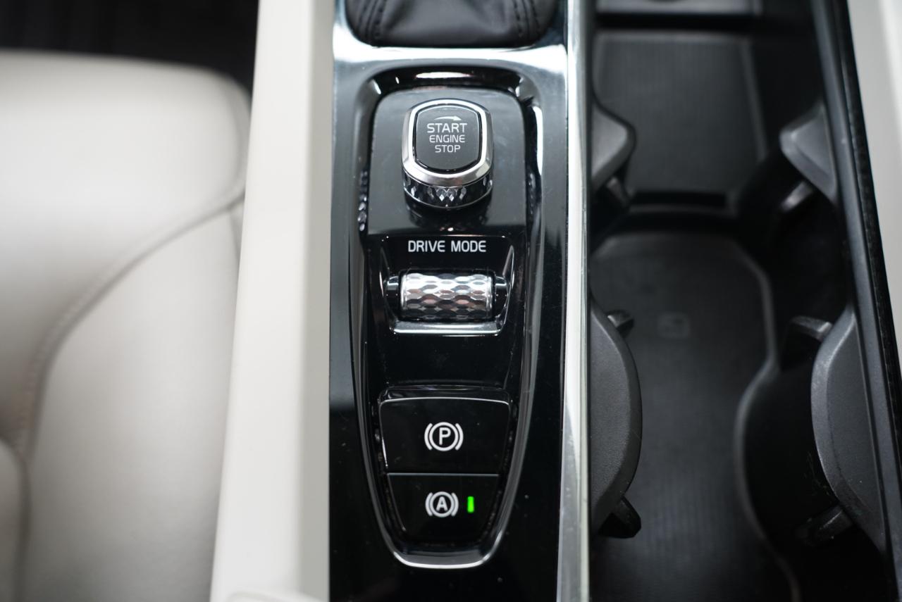 Volvo XC60 T6 AWD Momentum 2018