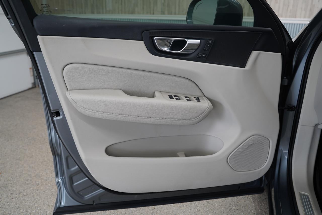 Volvo XC60 T6 AWD Momentum 2018