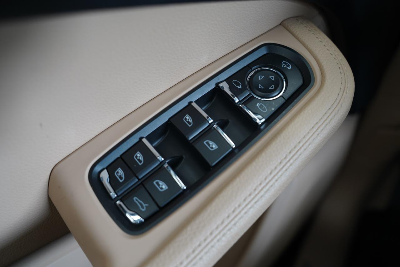 Porsche Macan S AWD 2024