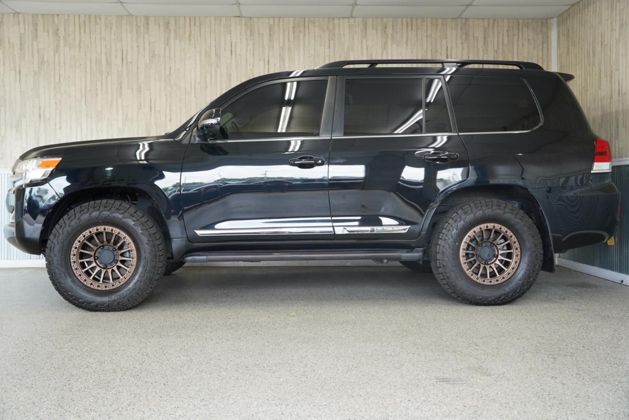 Toyota Land Cruiser 4WD (Natl) 2017