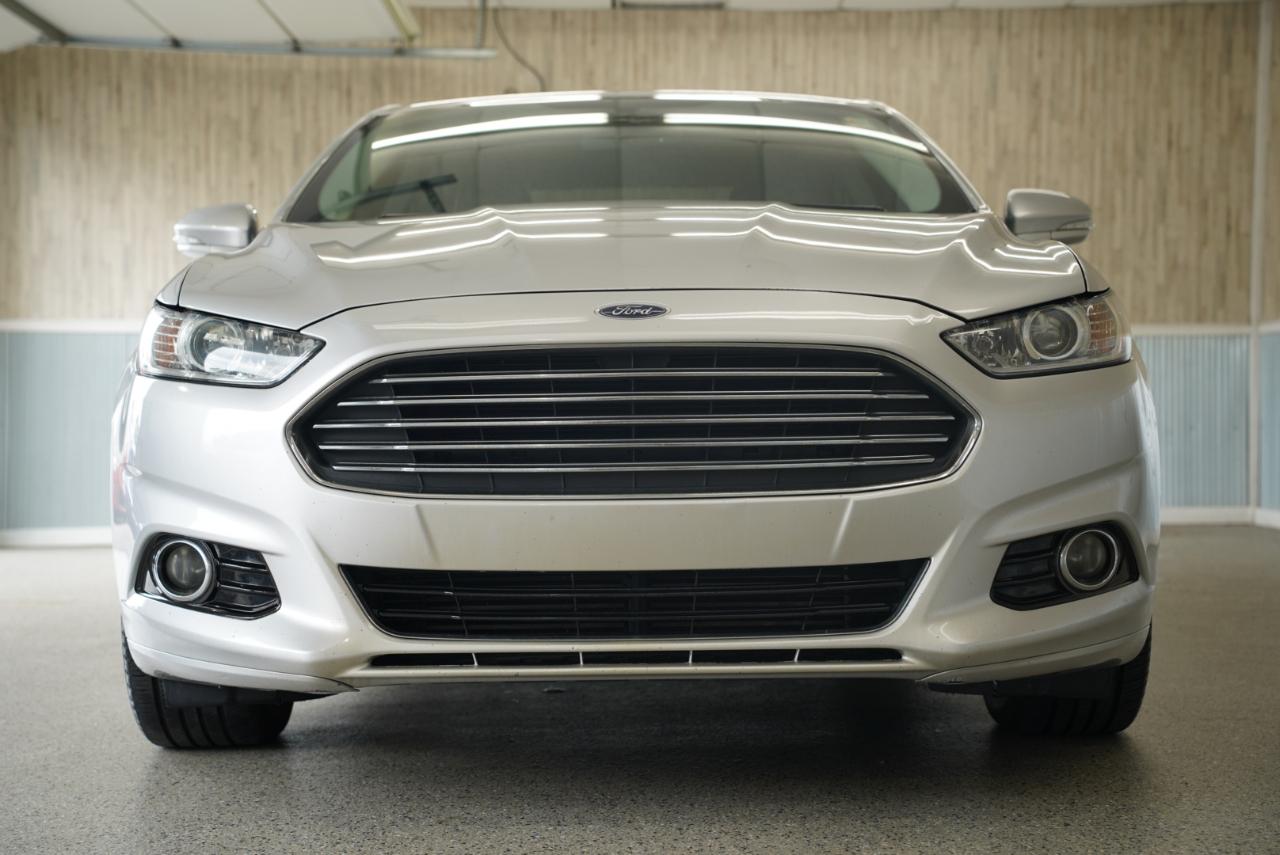 Ford Fusion 4dr Sdn Titanium FWD 2016