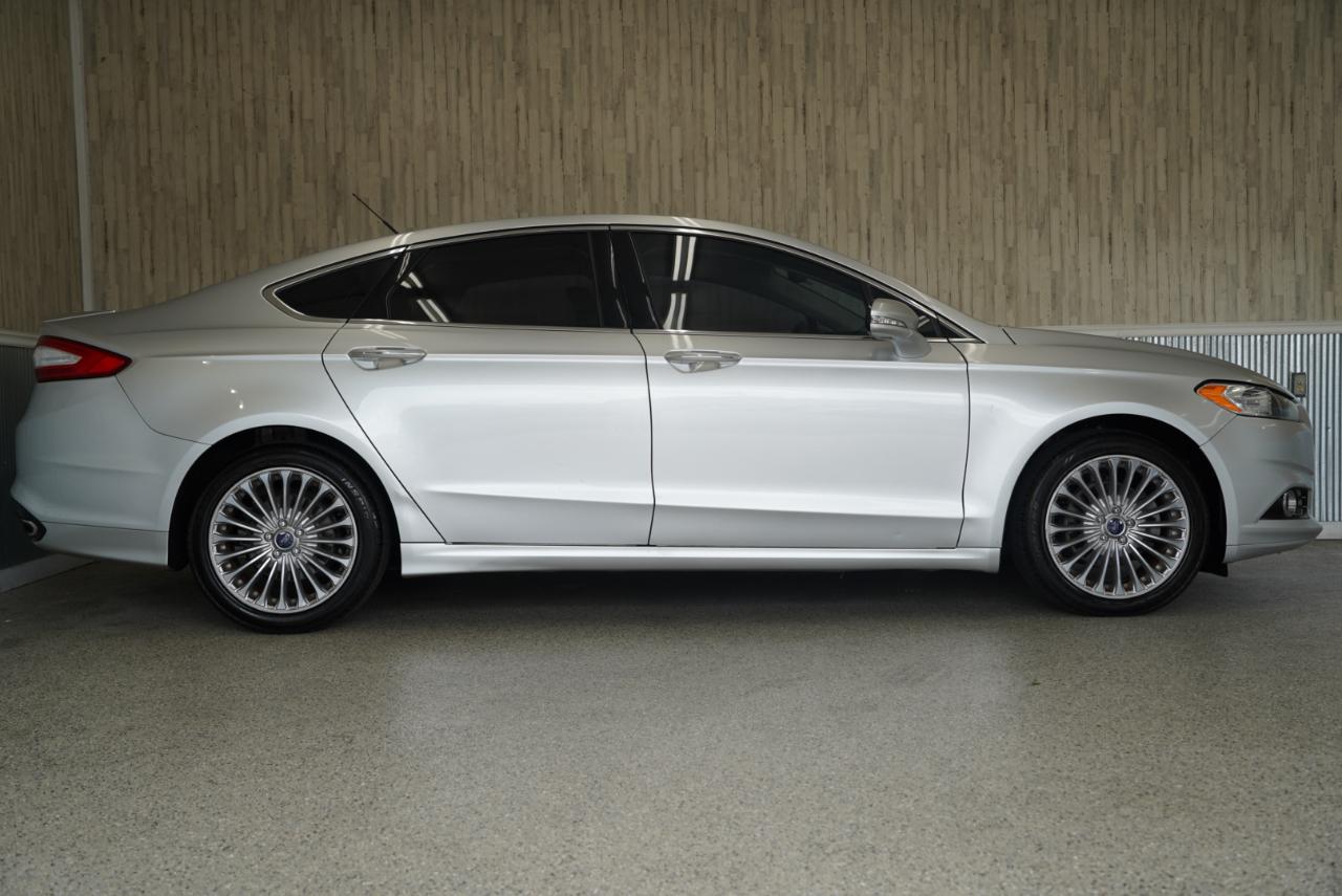 Ford Fusion 4dr Sdn Titanium FWD 2016