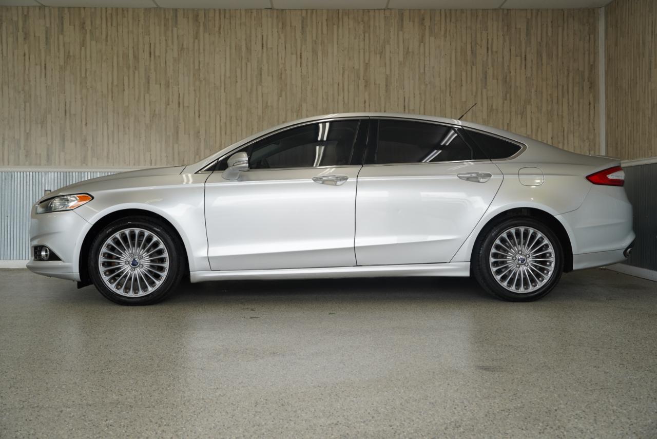 Ford Fusion 4dr Sdn Titanium FWD 2016