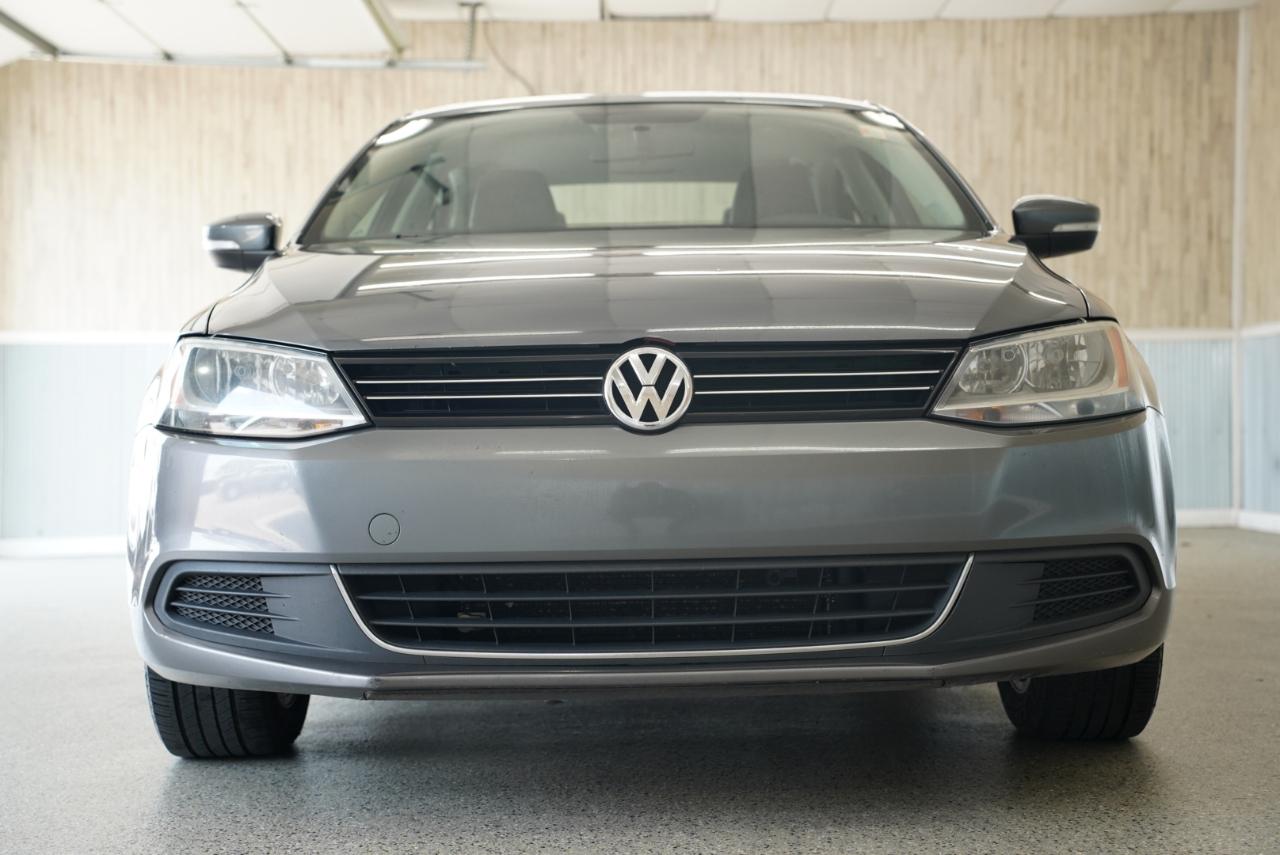 Volkswagen Jetta Sedan 4dr Auto SE 2013