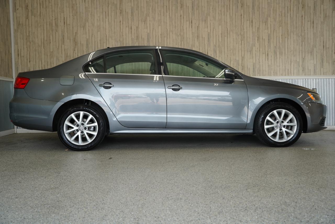 Volkswagen Jetta Sedan 4dr Auto SE 2013