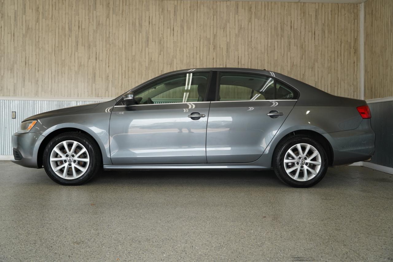 Volkswagen Jetta Sedan 4dr Auto SE 2013