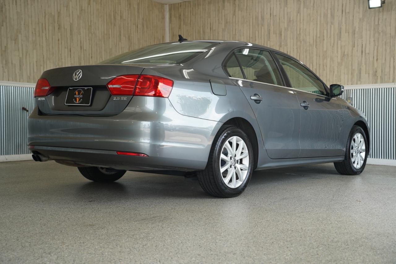 Volkswagen Jetta Sedan 4dr Auto SE 2013