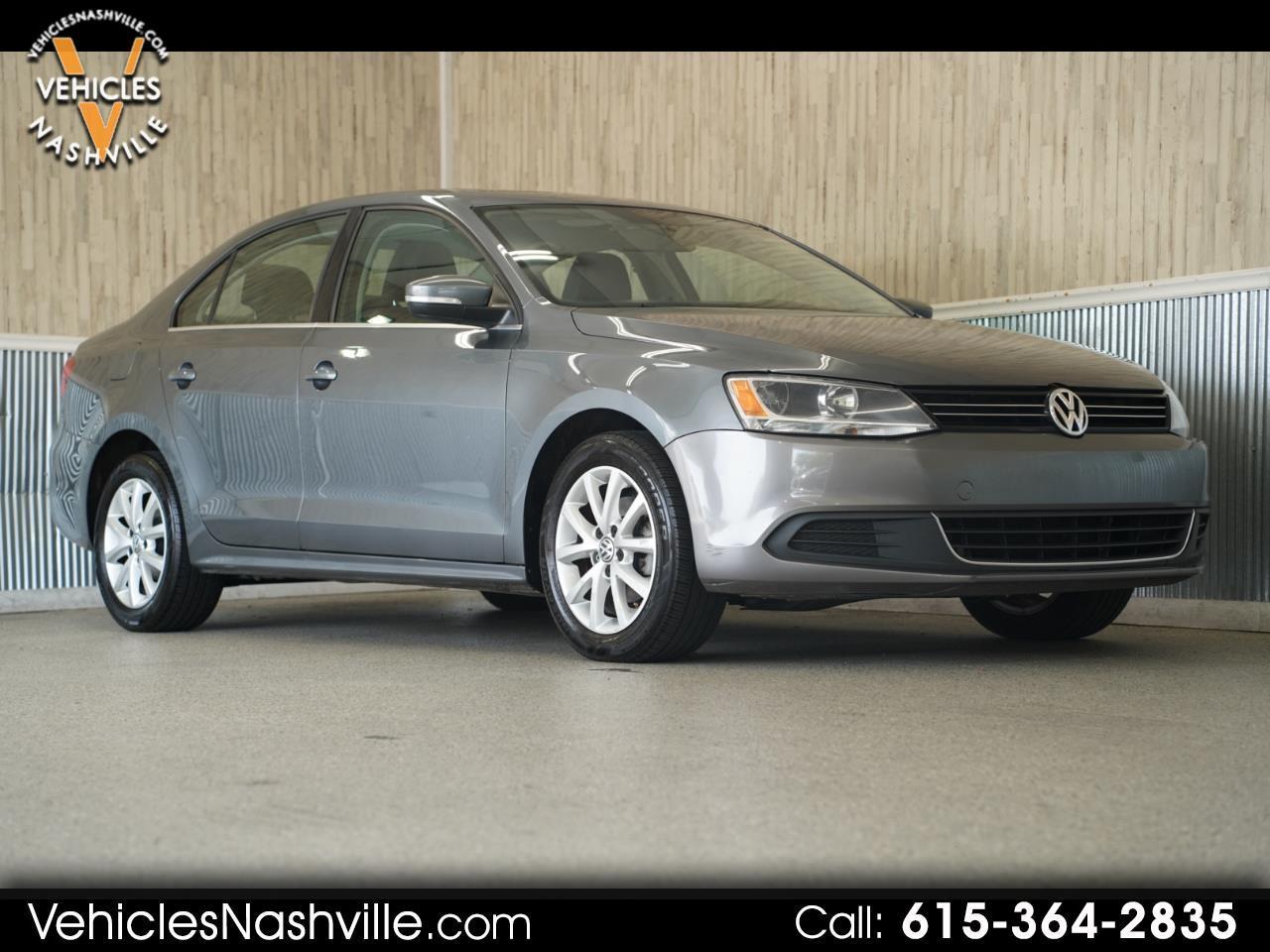 2013 Volkswagen Jetta Sedan 4dr Auto SE