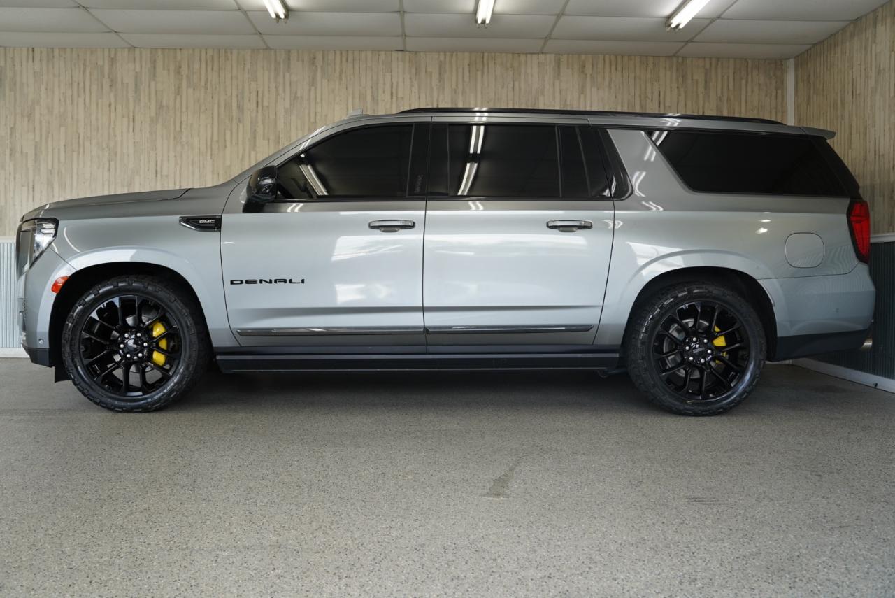 GMC Yukon XL 4WD 4dr Denali Ultimate 2023