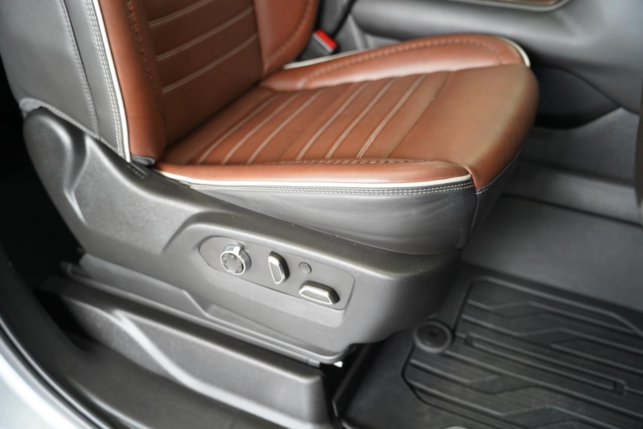 GMC Yukon XL 4WD 4dr Denali Ultimate 2023