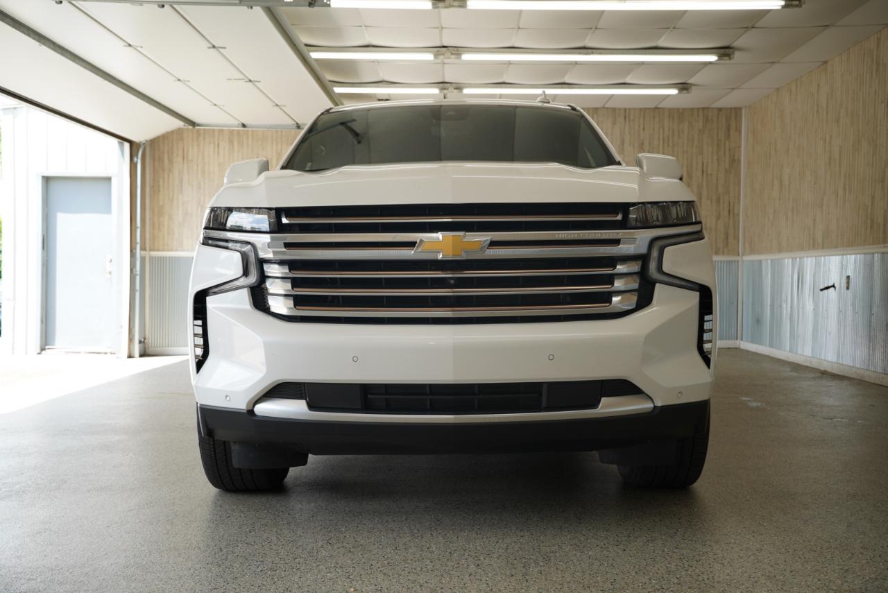 Chevrolet Suburban 4WD 4dr High Country 2024