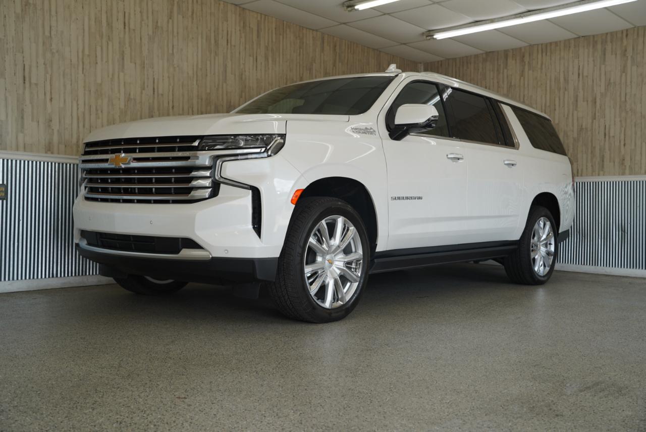 Chevrolet Suburban 4WD 4dr High Country 2024