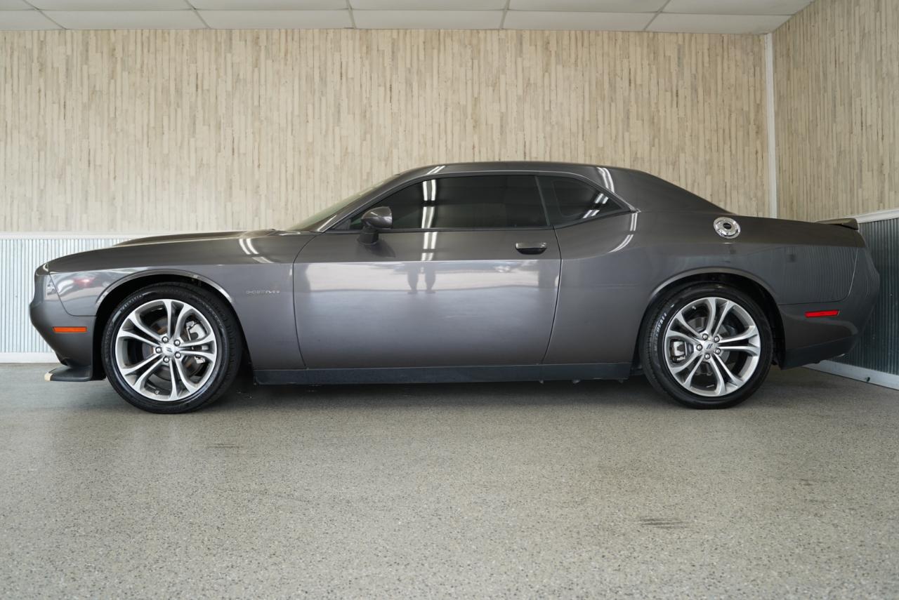 Dodge Challenger R/T RWD 2022