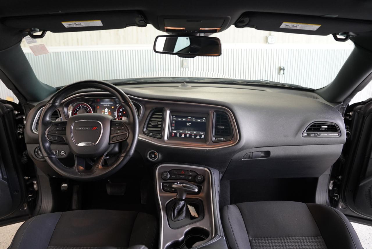 Dodge Challenger R/T RWD 2022