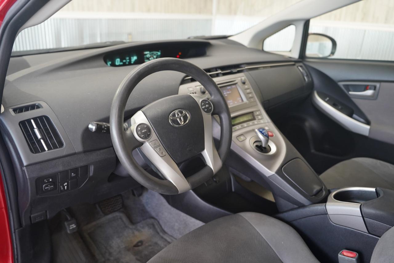 Toyota Prius 5dr HB Four (Natl) 2014