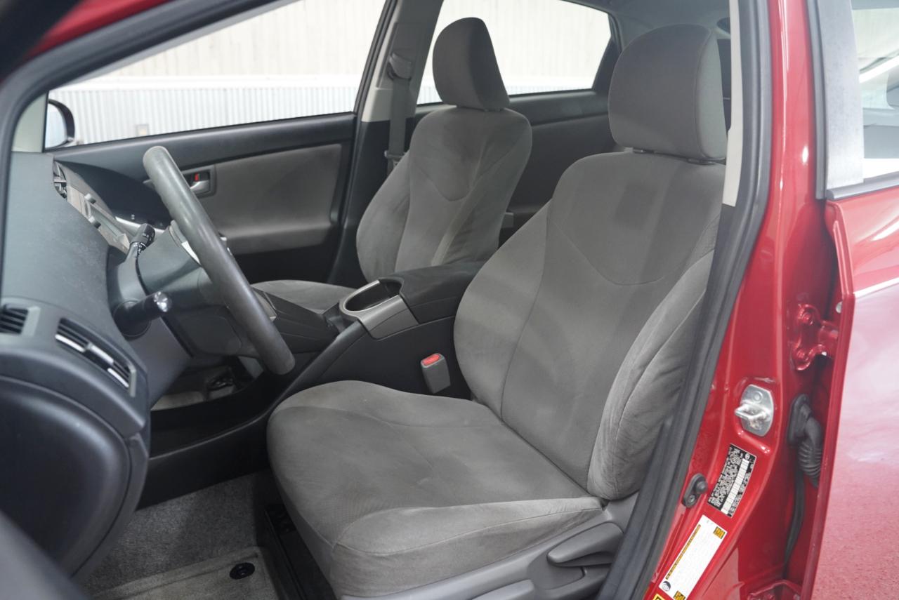 Toyota Prius 5dr HB Four (Natl) 2014