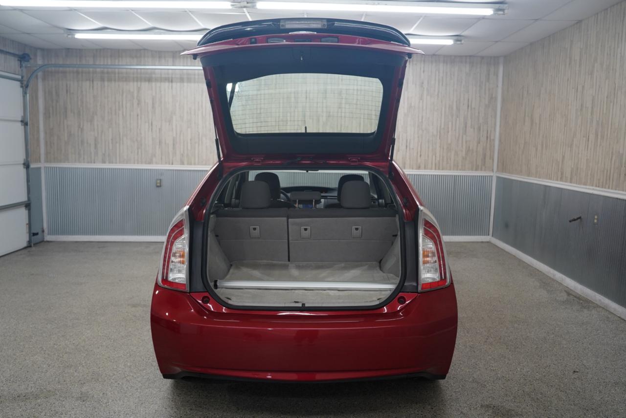Toyota Prius 5dr HB Four (Natl) 2014
