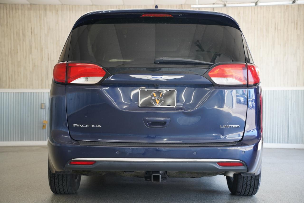 Chrysler Pacifica Limited FWD 2018