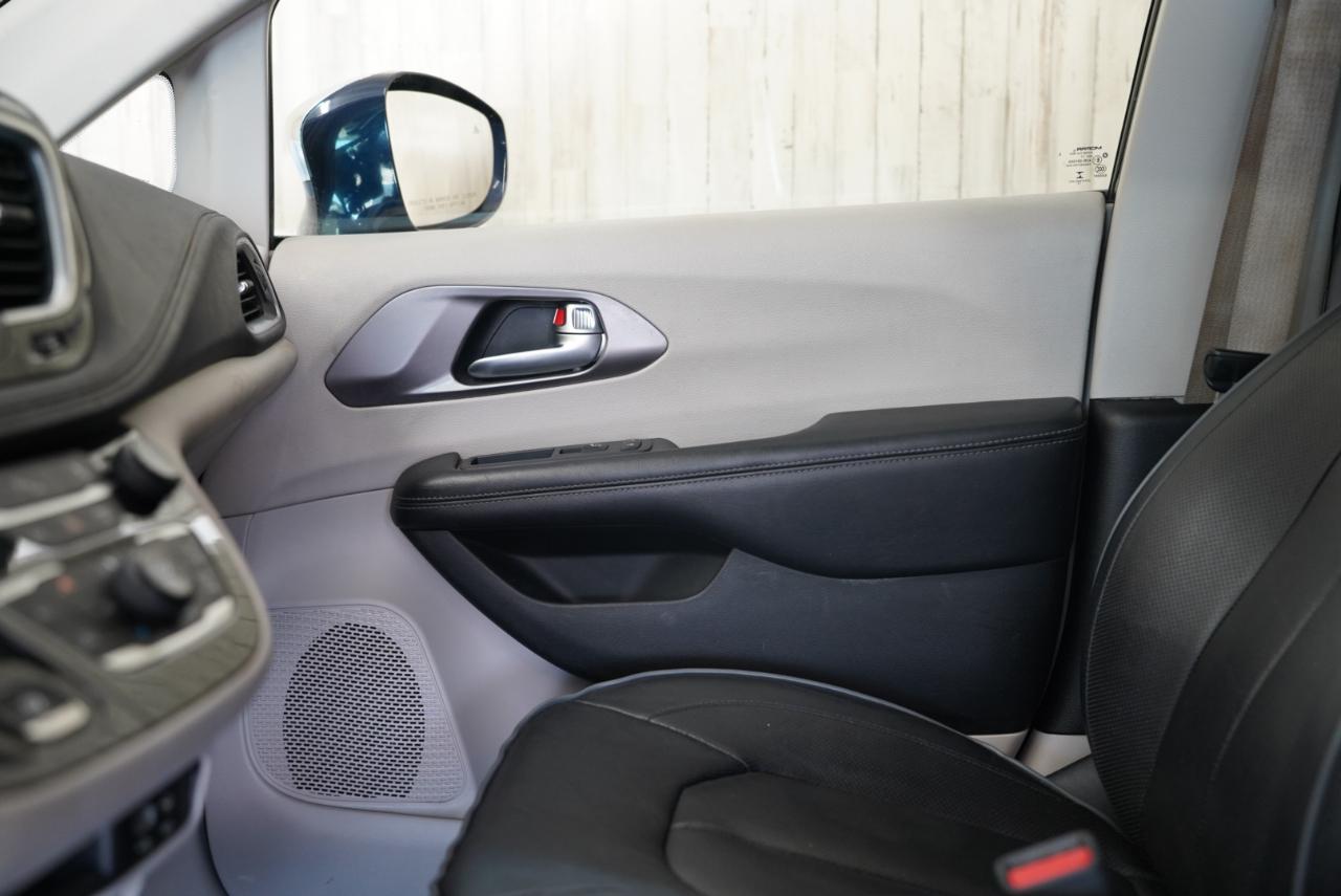 Chrysler Pacifica Limited FWD 2018