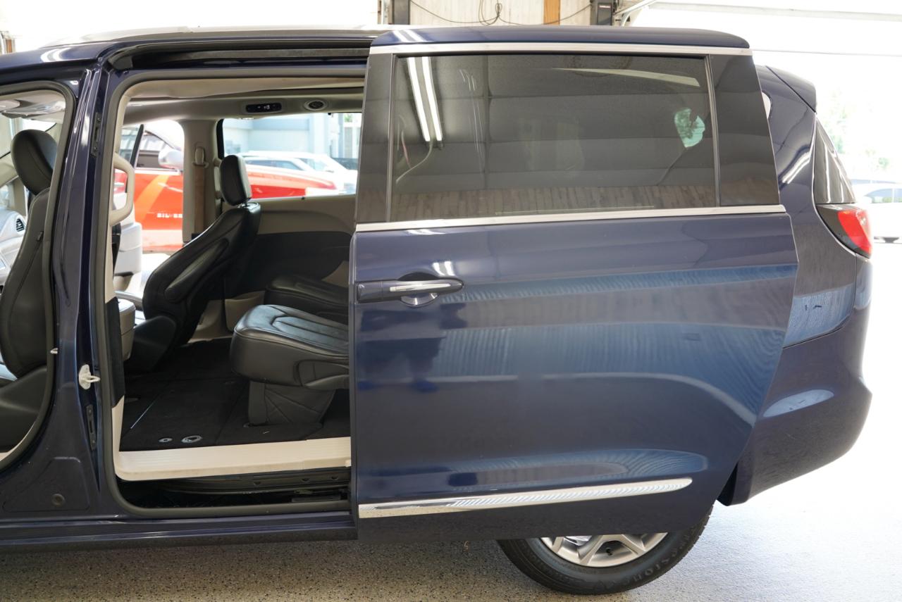 Chrysler Pacifica Limited FWD 2018