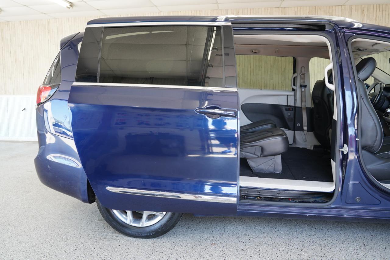 Chrysler Pacifica Limited FWD 2018