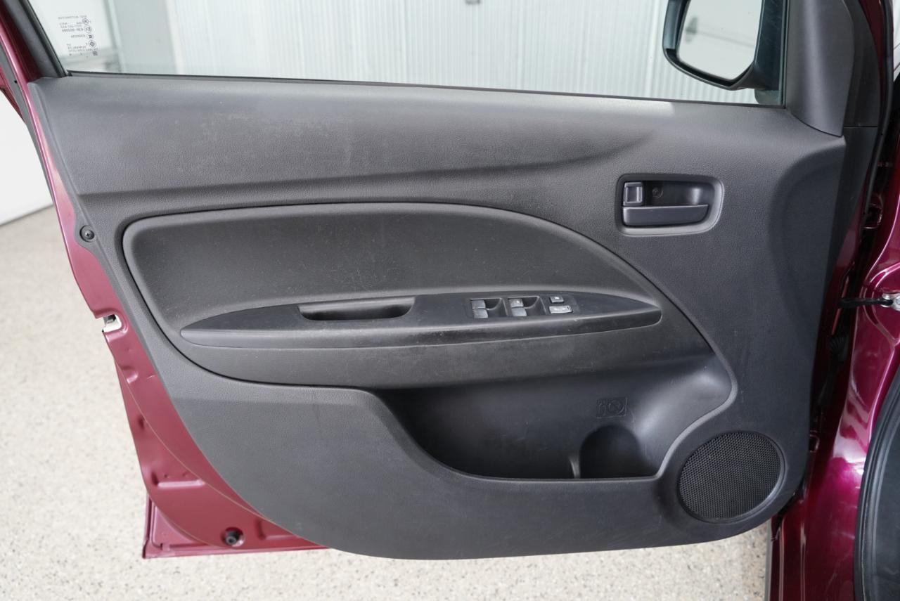 Mitsubishi Mirage G4 ES 2020