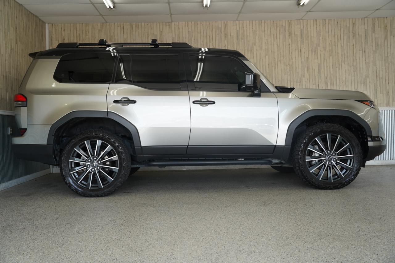 Lexus GX  2024