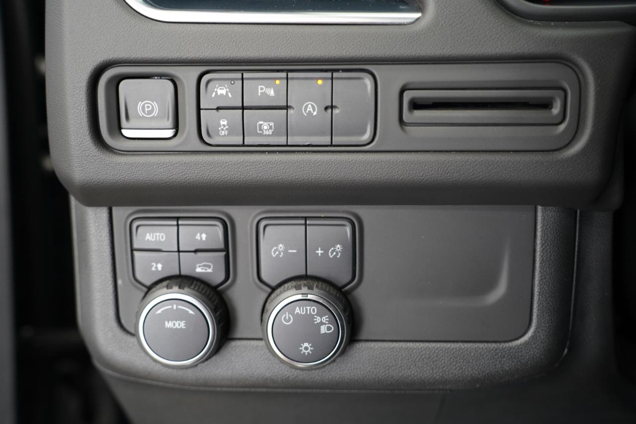 Chevrolet Tahoe 4WD 4dr RST 2023