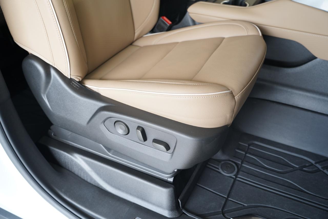 Chevrolet Tahoe 4WD 4dr Premier 2024